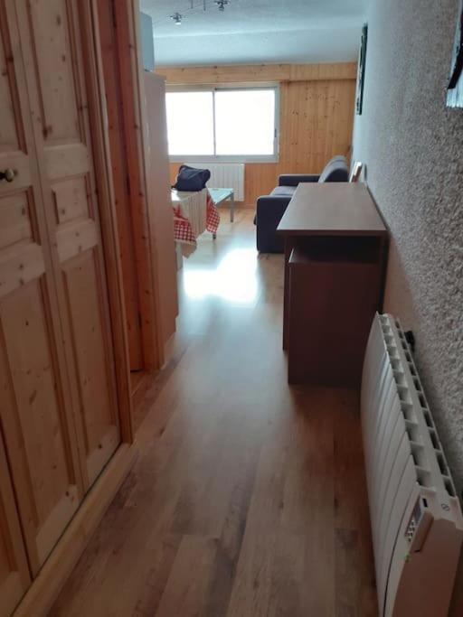 Grand Appartement Aux Rousses Au Dessus De La Meublerie Du Bois De L'Ours Ле Рус Екстериор снимка